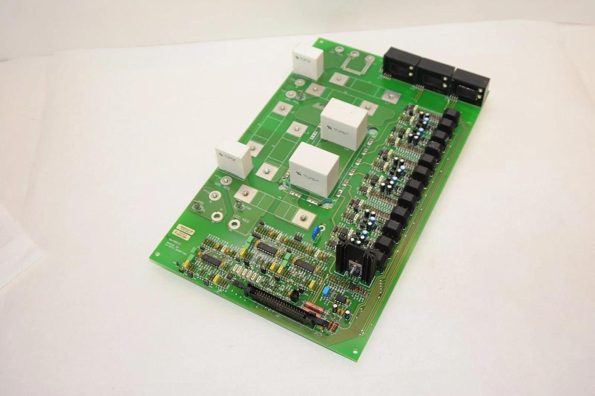 Used NEWAVE SA POWERWARE EXIDE NW4003D NW4003D 00-1449  CH-6572 Circuit Board