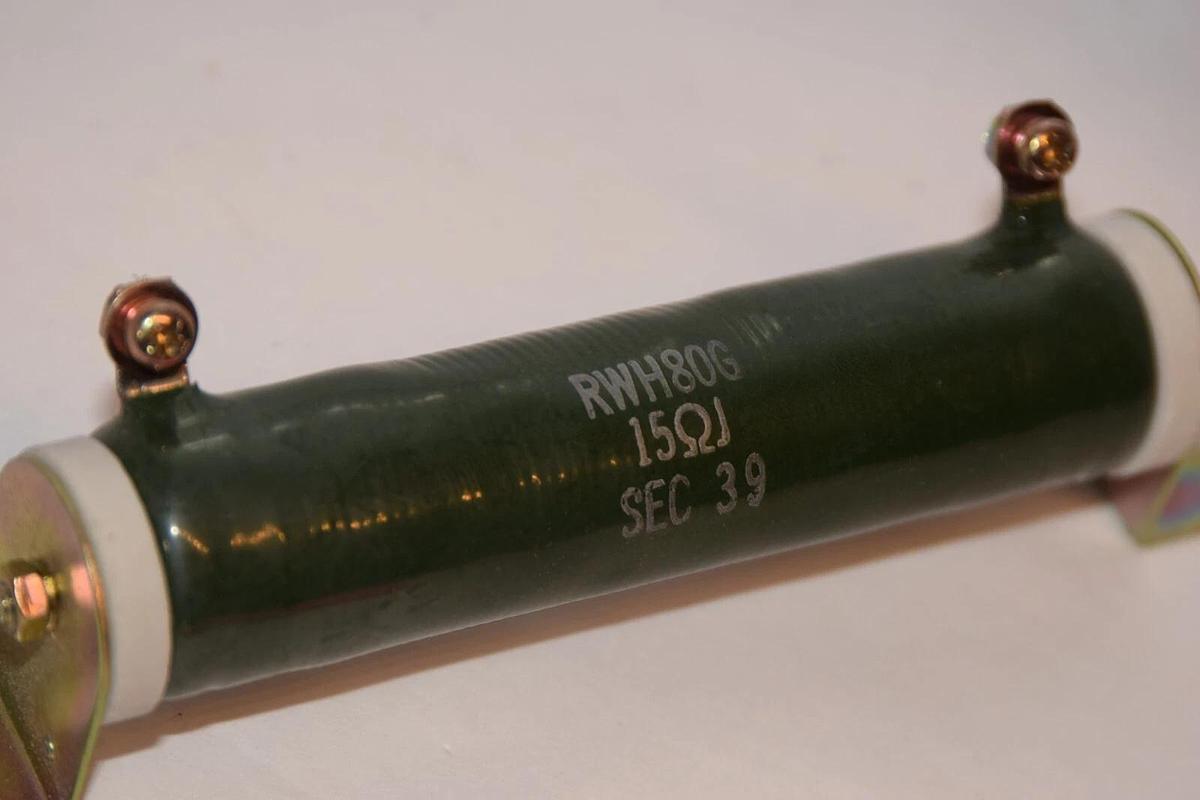 Used RWH80G 15ΩJ Resistor