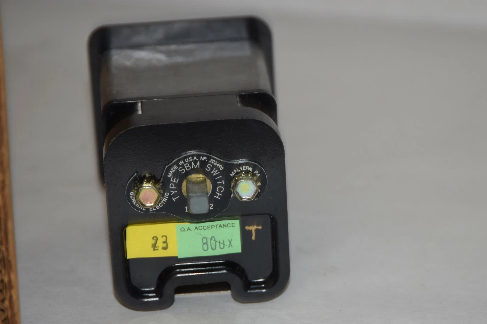 (New) GENERAL ELECTRIC BREAKER CONTROL SWITCH TYPE SBM , 10AA102 SBM10AA102