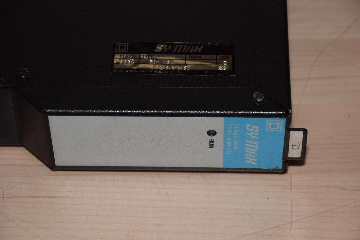 Used Square D SY/MAX ANALOG OUTPUT MODULE 8030 ROM-121 8030ROM121 Ser C