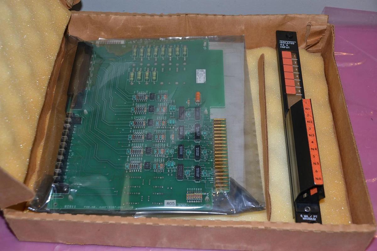 GE FANUC CIRCUIT BOARD CARD IC600 BF810K IC600BF810K 115V 115 V NEW