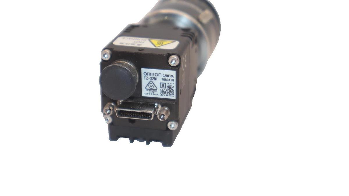 Used OMRON FZ-S2M , FZS2M Camera with 25mm 1:1.4 , 2/3" OPTO18D0018 Computar Lens
