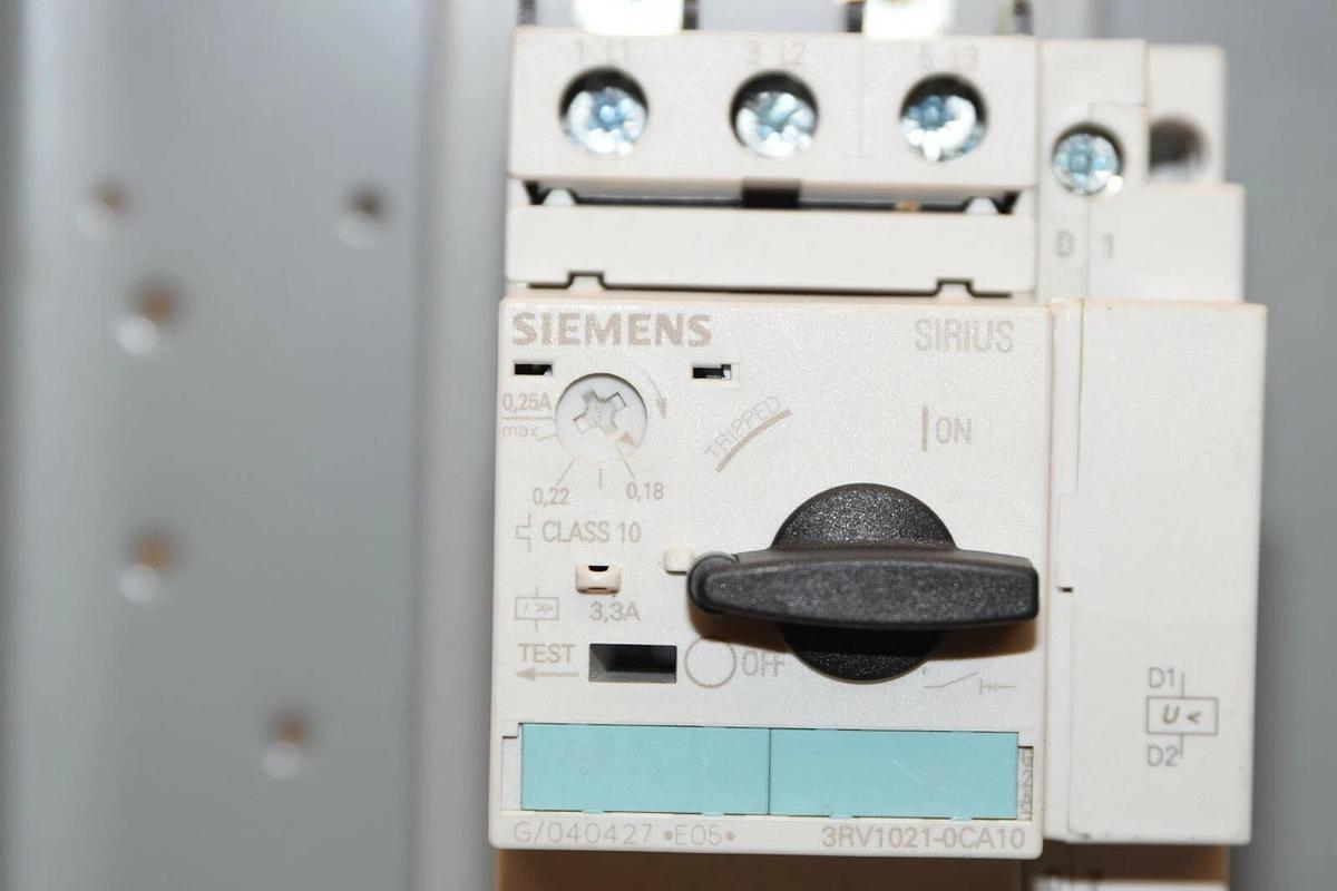 Siemens Starter 11CD3BG 3PH 3P 0.18-0.25A Manual Starter 230v (NEW)