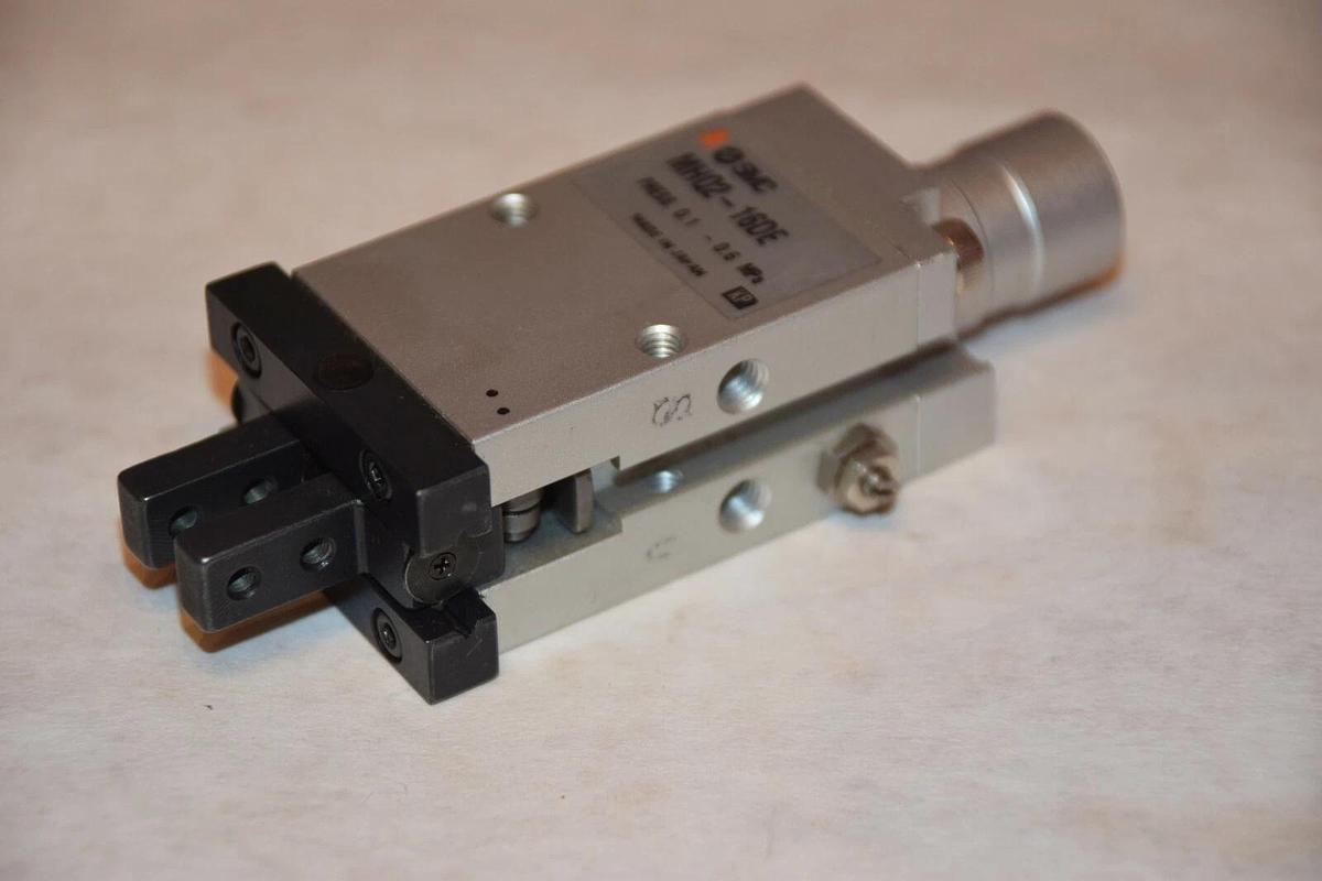 SMC MHQ2-16DE 0.1-0.6MPa 16mm BORE TWO-FINGER PNEUMATIC GRIPPER