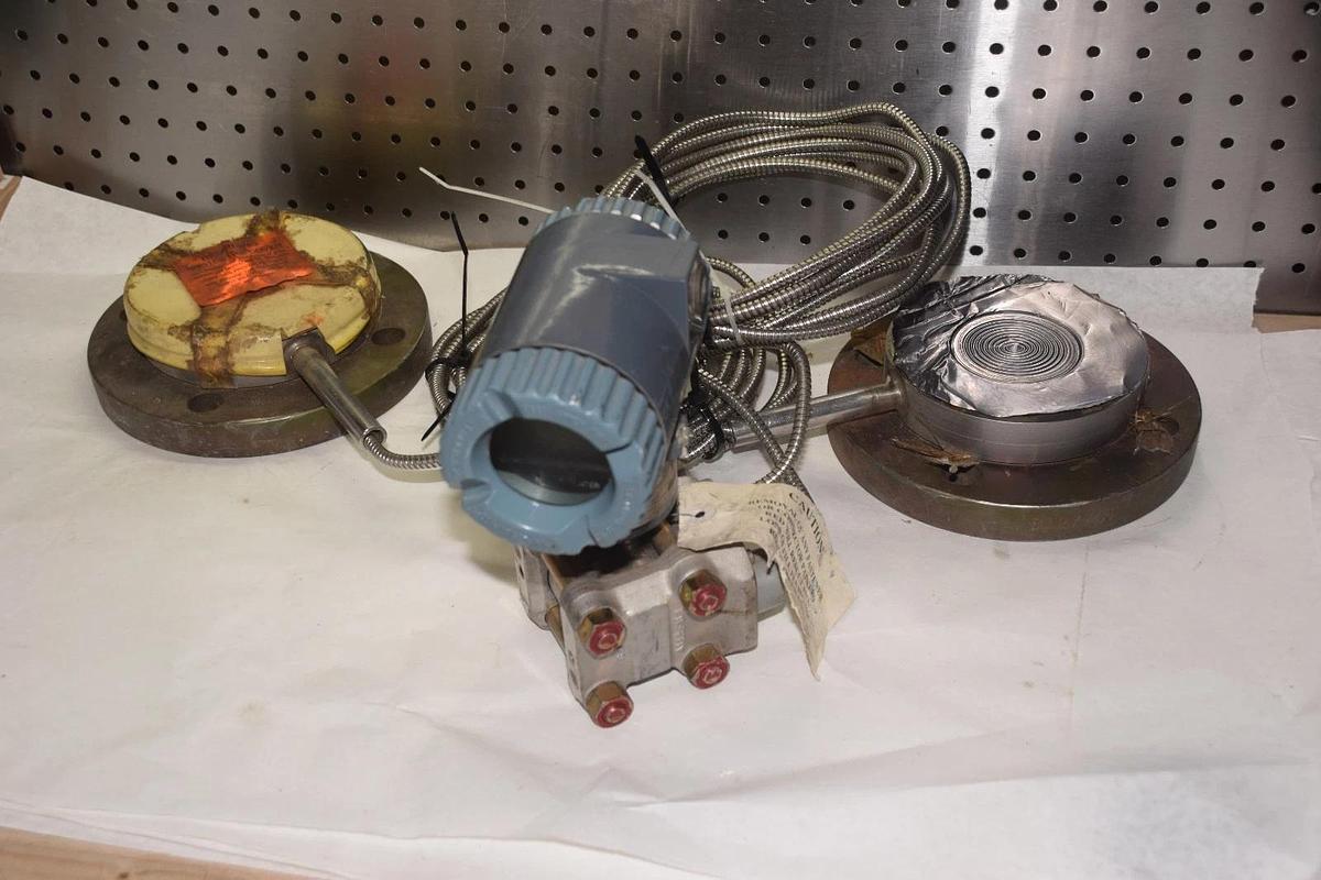 Used Foxboro Pressure Transmitter IPS10-D58A1CHE1F-M1L1 12.5-42vdc