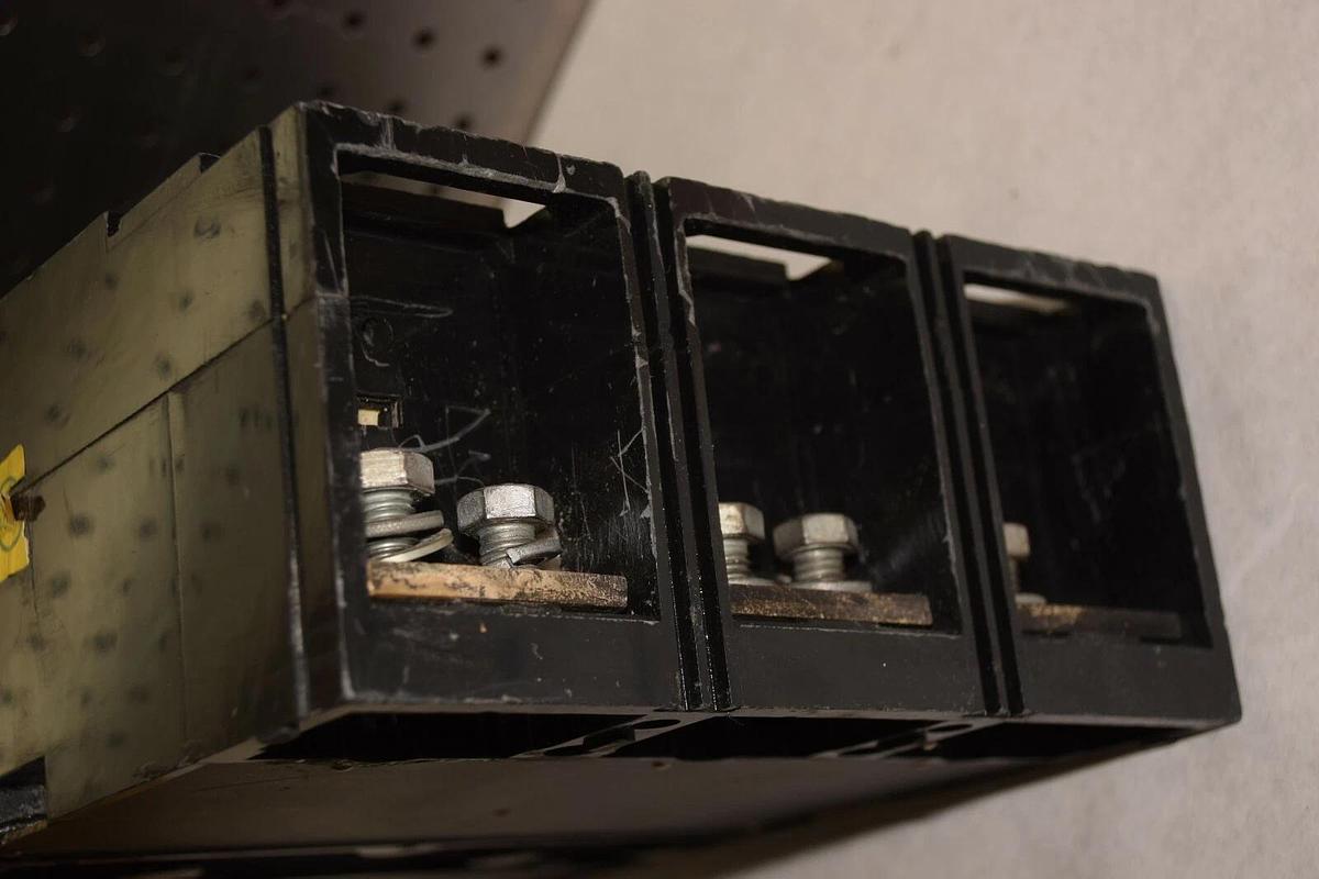 Used Square D MAF36800 Circuit Breaker 800A 600 VAC  800 Amp