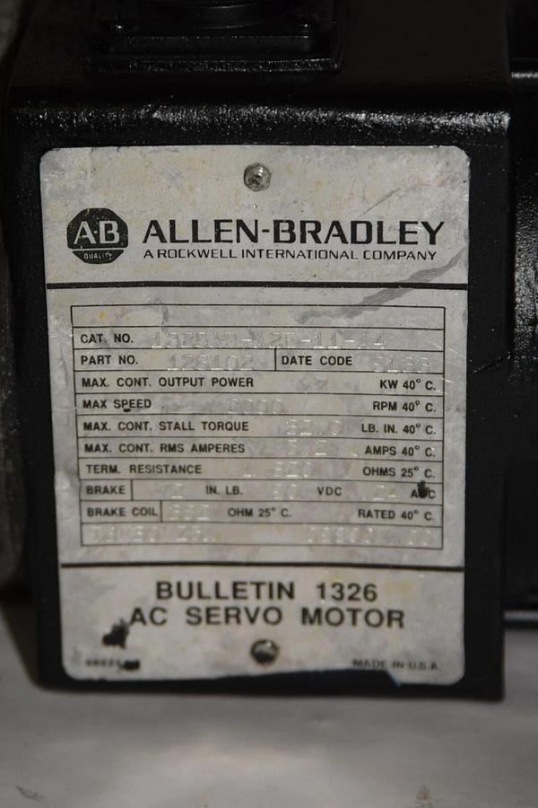 Used ALLEN BRADLEY 1326AB-A2E-11-A4 3000rpm 5/8" AC Servo Motor With Encoder