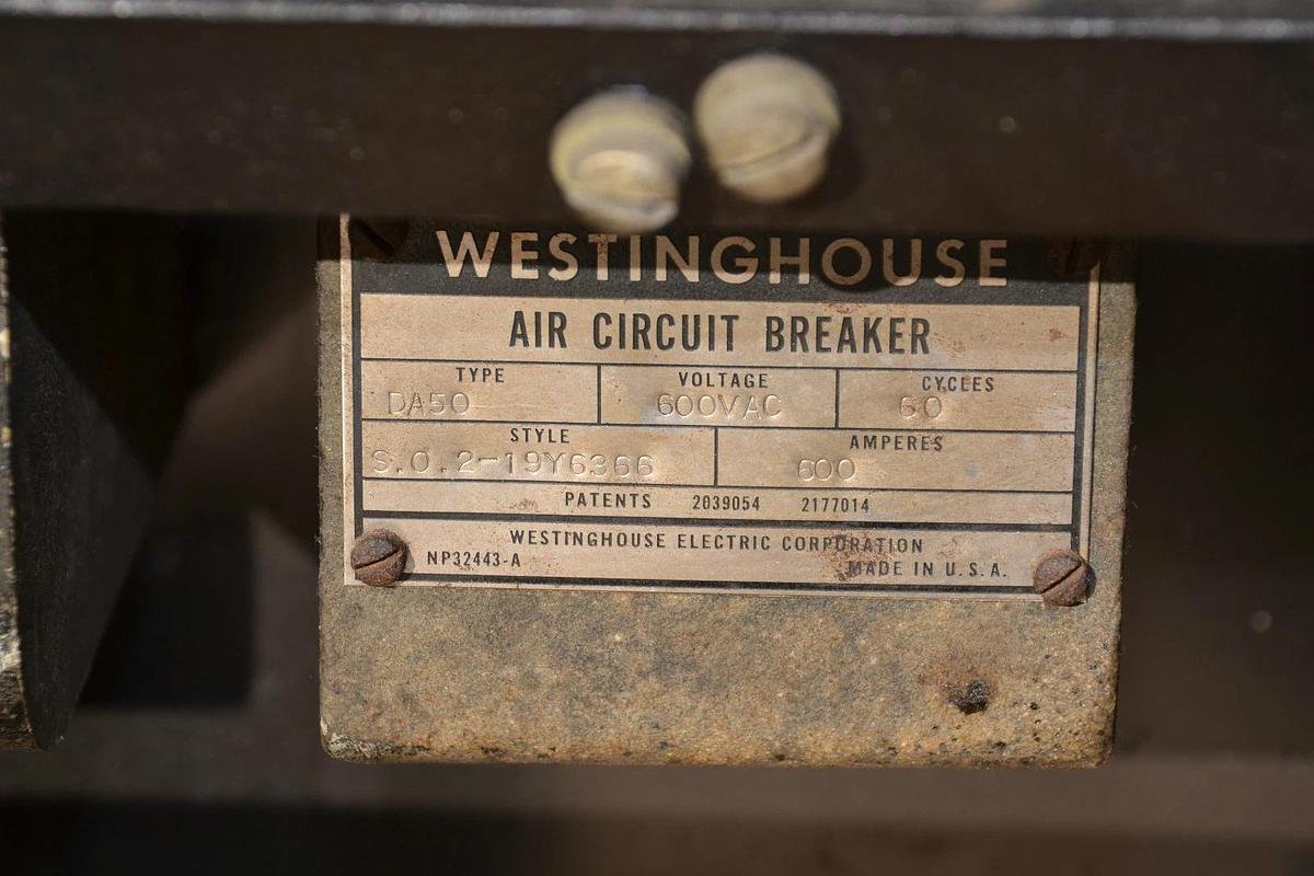 Used Westinghouse DA-50 DA50 Air Breaker 600a 600 amp S.O.2-19y6366 siemens limitrip