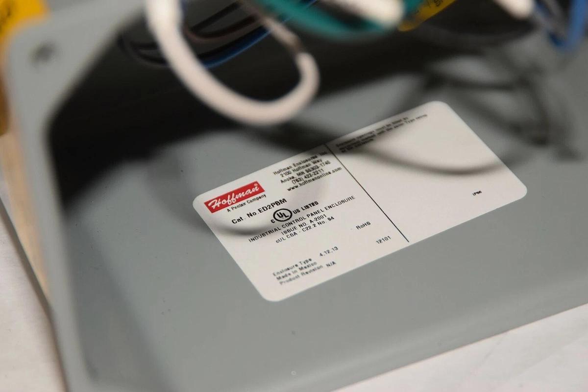 Used HOFFMANN ED2PBM Enclosure ECS-4035 0577-13K5 R4B2 2 5Pin Push Button Key Switch