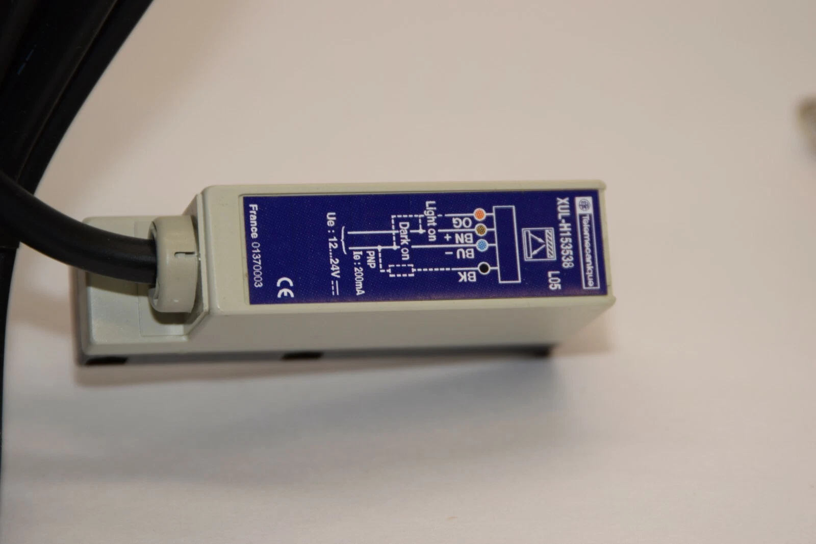 (NEW) TELEMECANIQUE XUL-H153538L05 XULH153538L05 12-24V Photoelectric Sensor