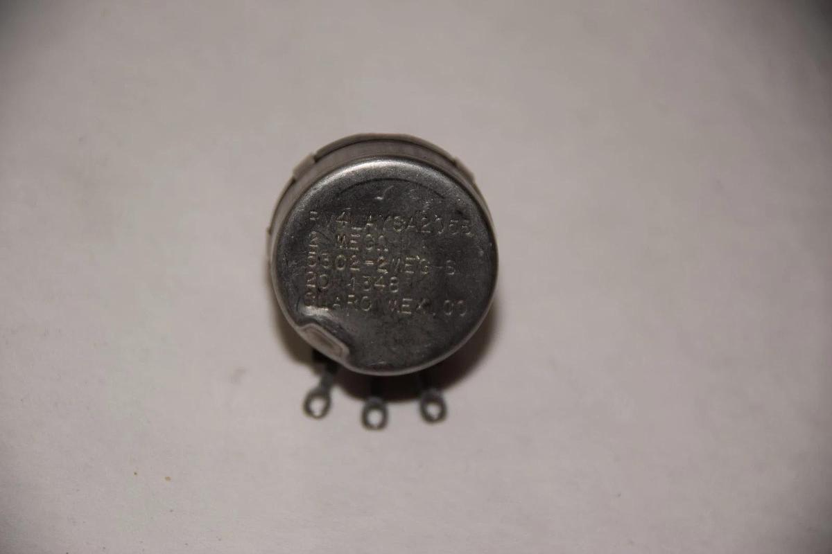 CLAROSTAT RV4LAYSA205B 53C2-2MEG-S 2 MEG omhs POTENTIOMETER NEW