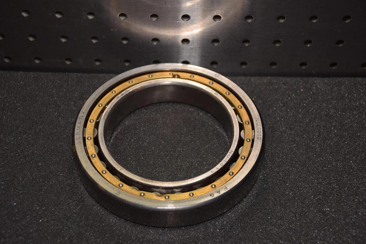 FAG NU1019 CYLINDRICAL ROLLER BEARING NEW