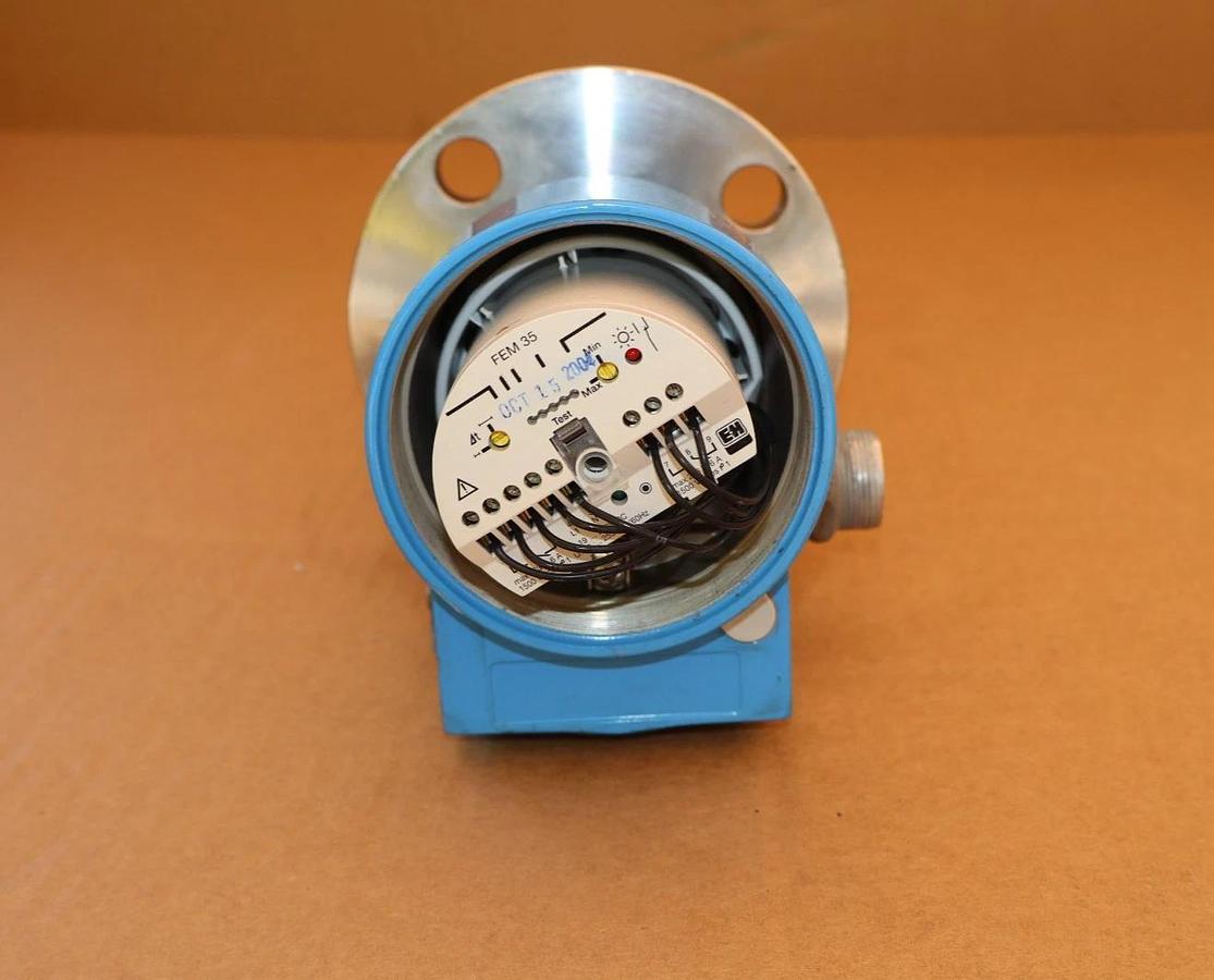 Used ENDRESS + HAUSER Liquid Level Sensor FTM31D-A5KM13 FTM31DA5KM13 L1 18"