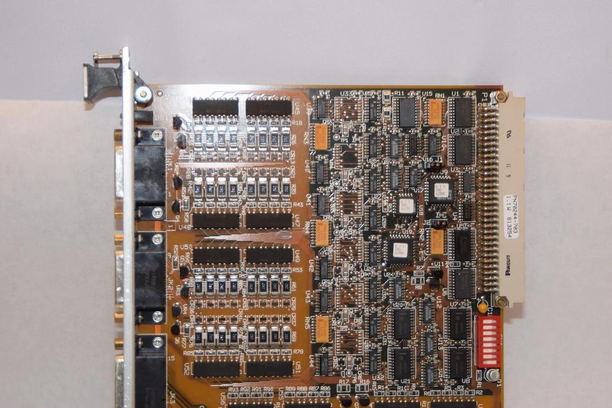 Used ADEPT TEHNOLOGY 10332-00800 70244-703 DIO Digital I/O Module Card