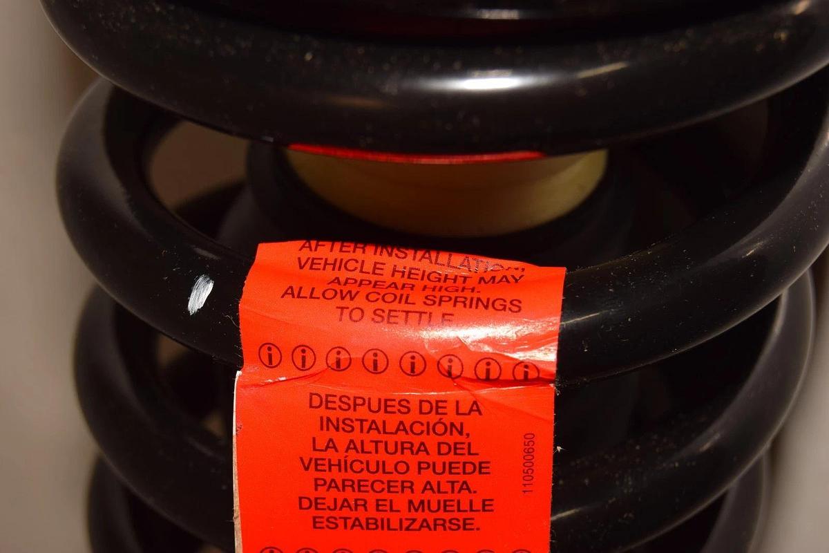 Monroe Suspension Strut and Coil Spring Assembly 272596 (New)