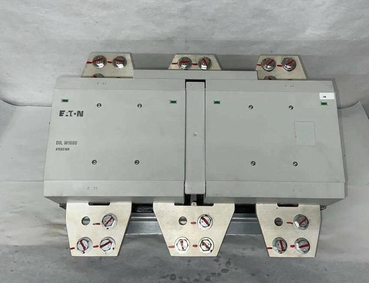 Used Cutler-Hammer Eaton DIL M1600 XTCEC16R  1600AMP  Contactor  DILM1600 XTCEC16R
