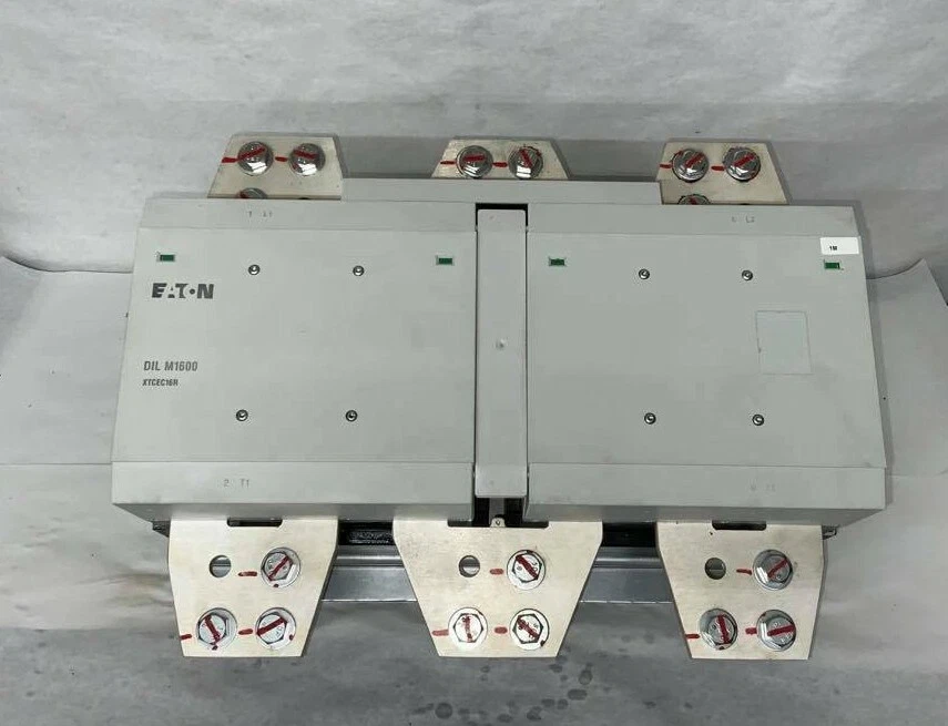 Used Cutler-Hammer Eaton DIL M1600 XTCEC16R 1600AMP Contactor DILM1600 XTCEC16R