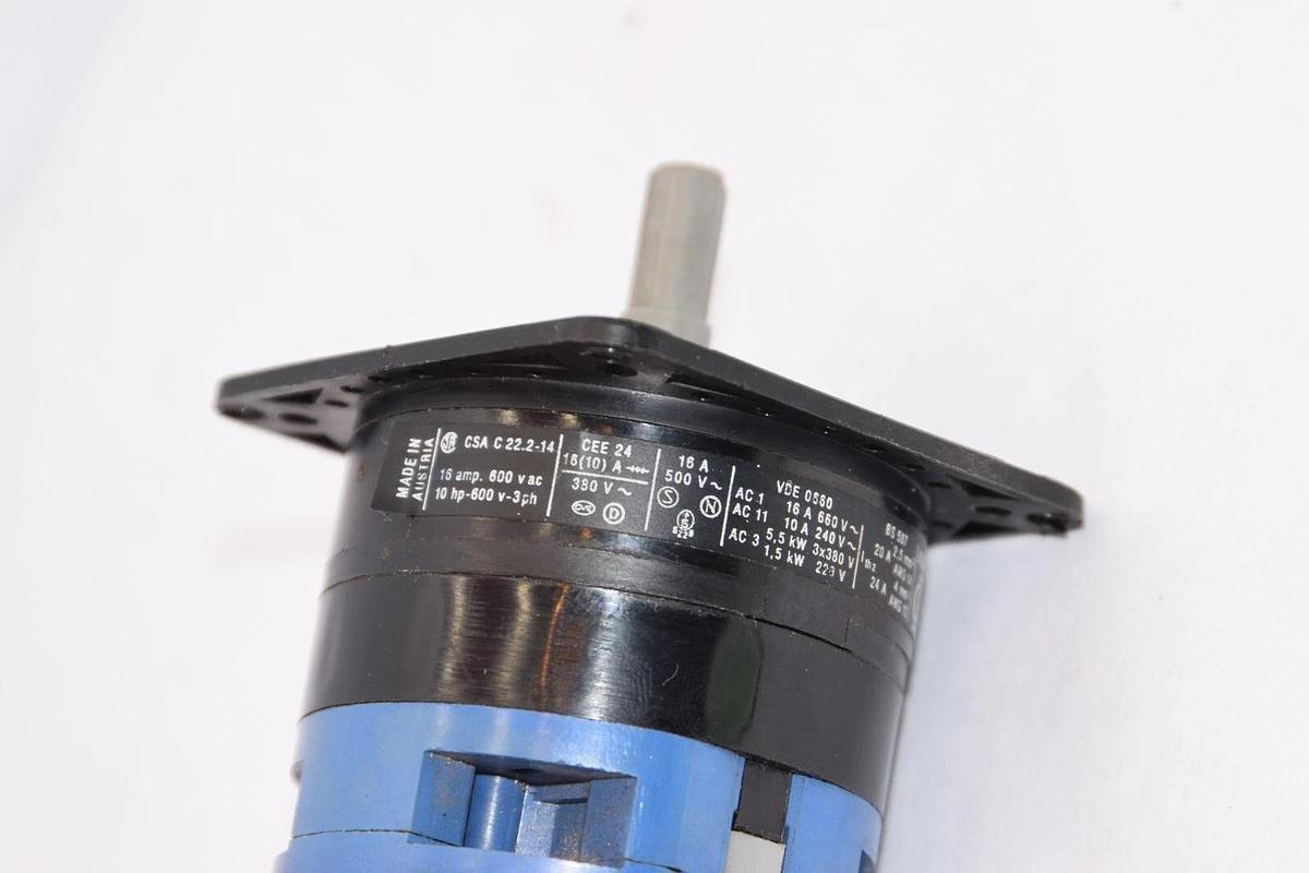 Used KRAUS & NAIMER CSA C22.2-14 16Amp 600V Rotary Switch *No knob*