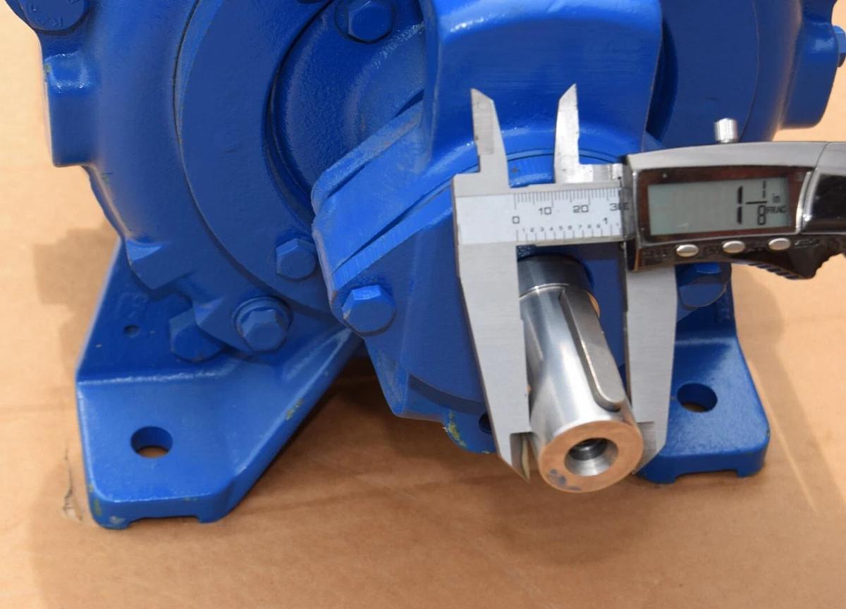 Airtech Vacuum Pump Speck VU0140-43-30-000 1450/1750rpm 150pmin 145/174v (NOS)