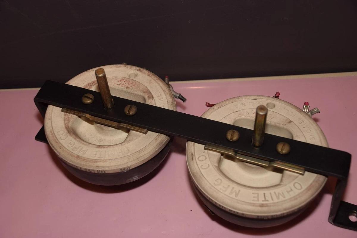 Used OHMITE RHEOSTAT P-500/F10, P-500-F10, 0.671, 8909