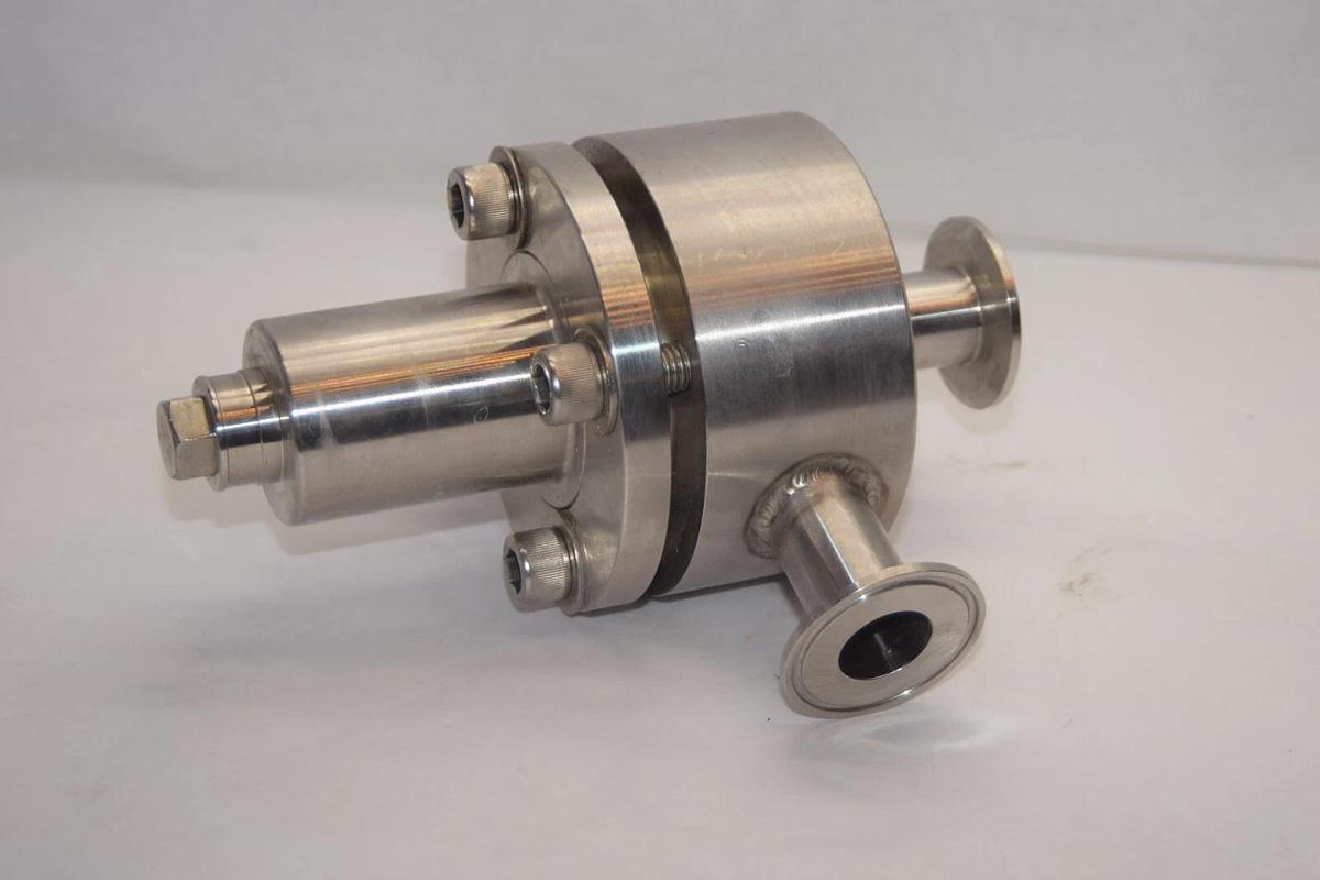 Used FUJI PUMP Co. Type SV 3 kg/cm2 SS Sanitary Pressure Regulating Relief Valve 1"