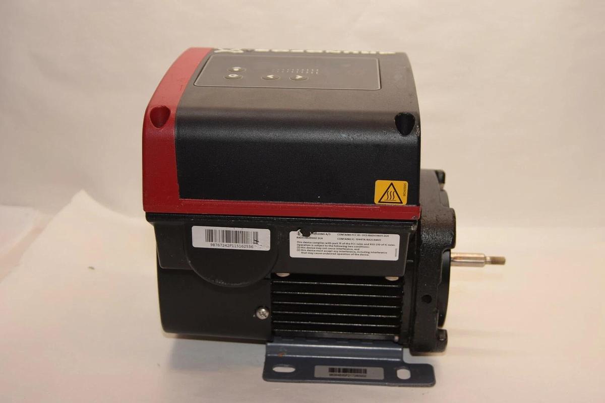 GRUNDFOS X  MGE71A 2-CMS1B-HA Motor 98767242 -V10 CME3-2 A-5-G-E-AOOE U-A-D-N