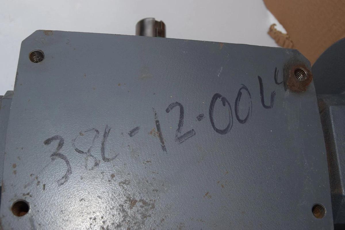 FALK Gearbox Worm Speed Reducer 1325WBM3A 5:1 RIGHT ANGLE (NOS)