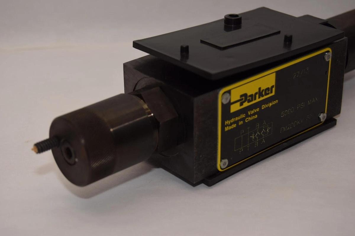 (NEW) PARKER FM2DDKV , FM2DDKV 55 5000psi Hydraulic Valve