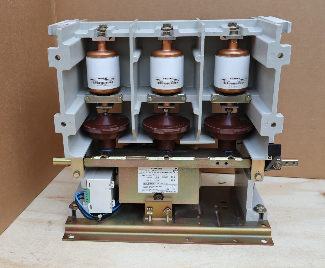 Used Siemens Vacuum Contactor 3TL8107-1BA00 3TL81071BA00 400a 7.2kV