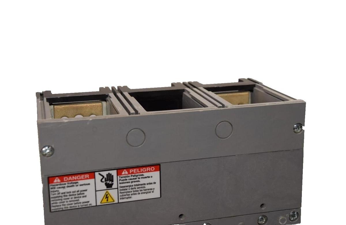 Used Siemens Sentron Circuit Breaker JXD62B250 250 Amp 250A 2p 600v JXD6-A 250a trip