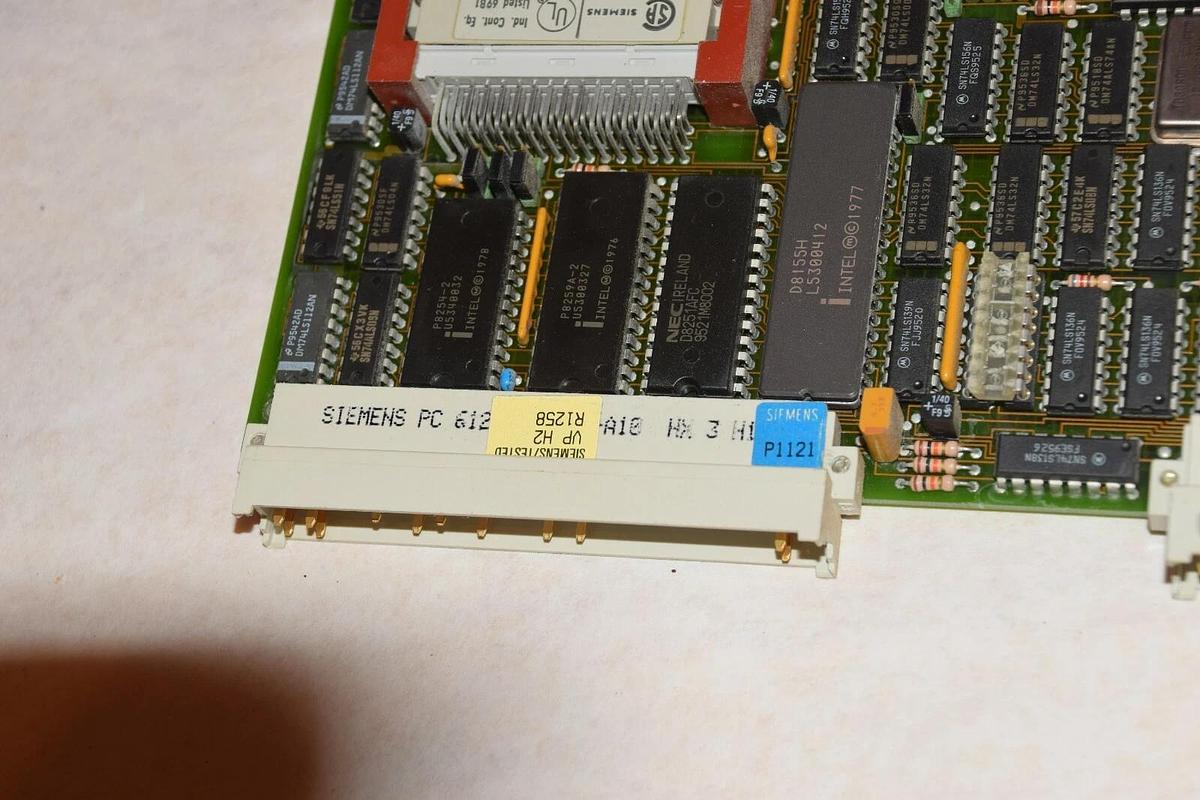 Used SIEMENS 6ES5524-3UA13 6ES55243UA13 w/ eprom 6ES5373-1AA41