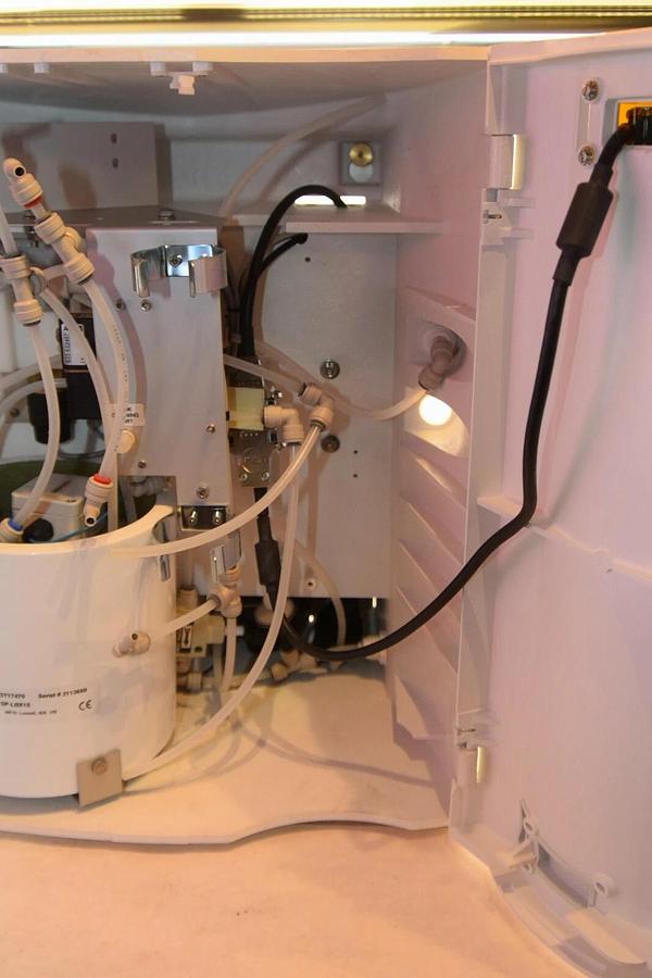 Used SARTORIUS STEDIM Arium 61215 Type 2 100-240Vac 50/60Hz Water Purification System