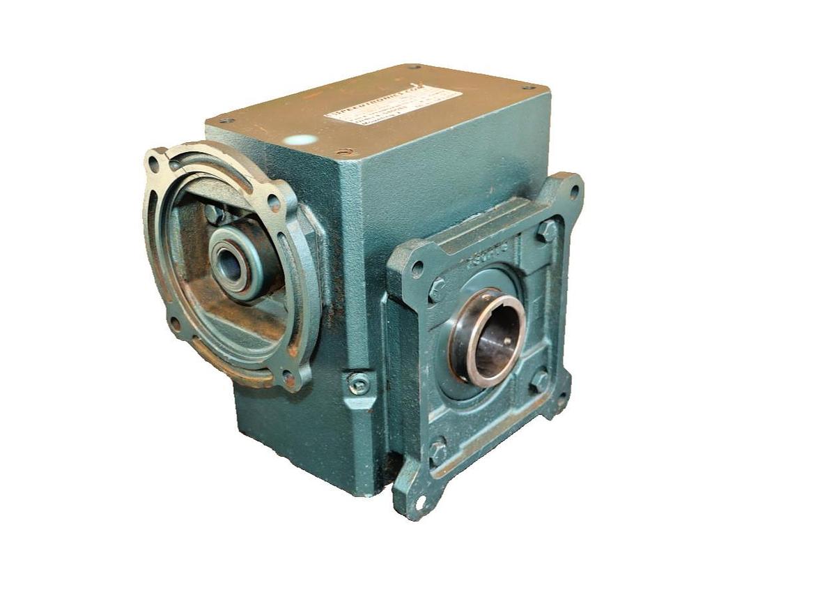 Speedtronics Gear Box Speed Reducer SPFHMQ230-15-2-1 15:1 (Cracked Flange)