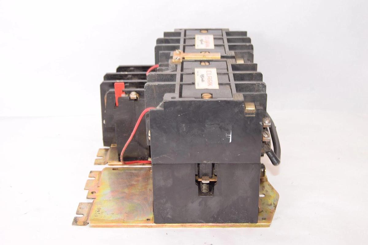 Used CLARK AOSmith T30U033 TM Size 3 3Ph Reversing Starter 120V Coil