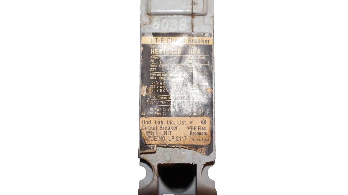 Used Siemens 20A 20 Amp Circuit Breaker I-T-E HE41B020 (Lot of 5)