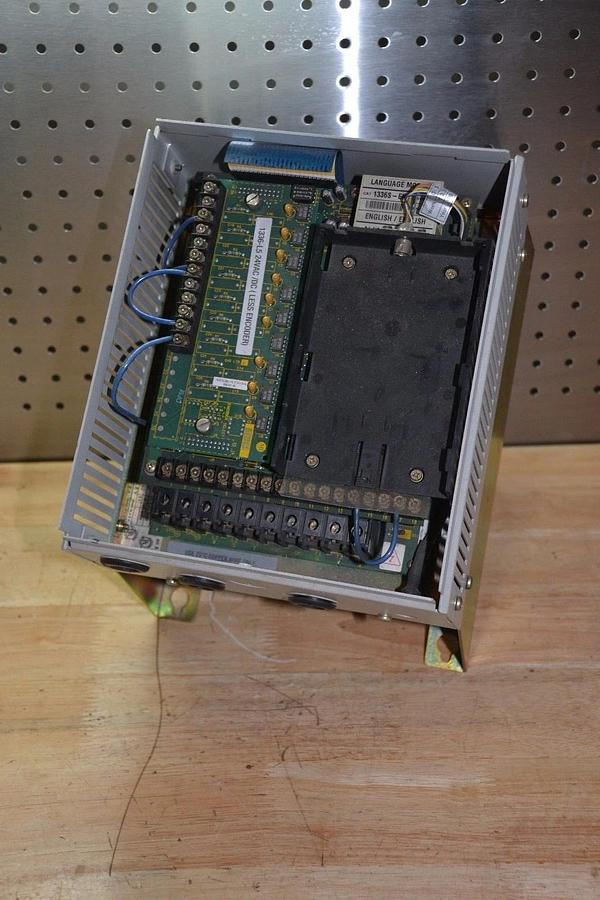 Used ALLEN BRADLEY 1336S-BRF50-AA-EN-L5 380/460V 10.7A 3PH 50/60Hz 1336 PLUS DRIVE