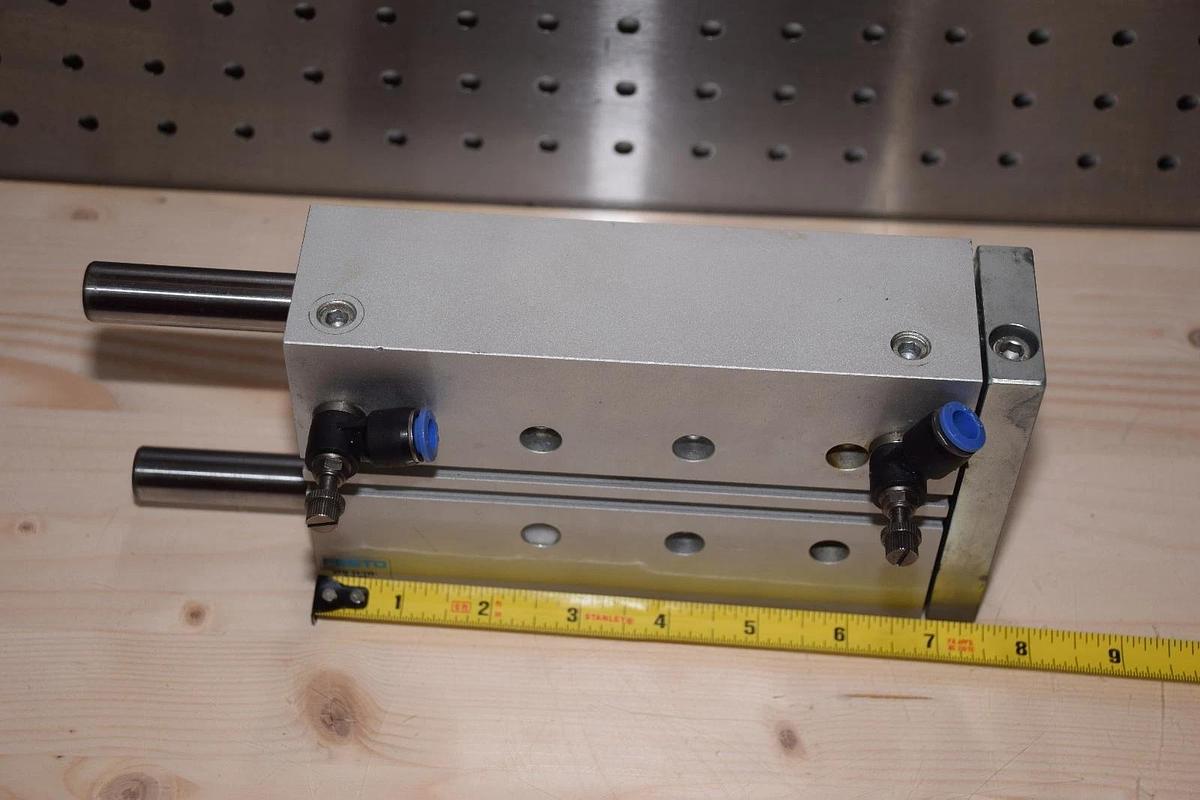 Used FESTO DFM-32-125-P-A-KF Pneumatic Guided Linear Drive Glide gripper cylinder