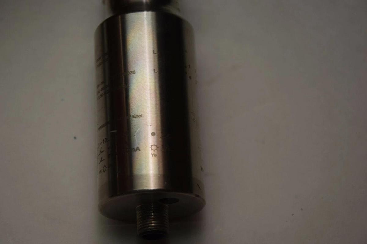 Used ENDRESS & HAUSER FTL50-7132/0 LEVEL SENSOR