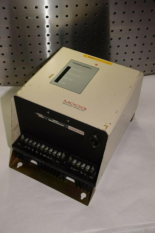 Used Moog Drive 150-102B 150102B 150 102B 230v in 24kw out