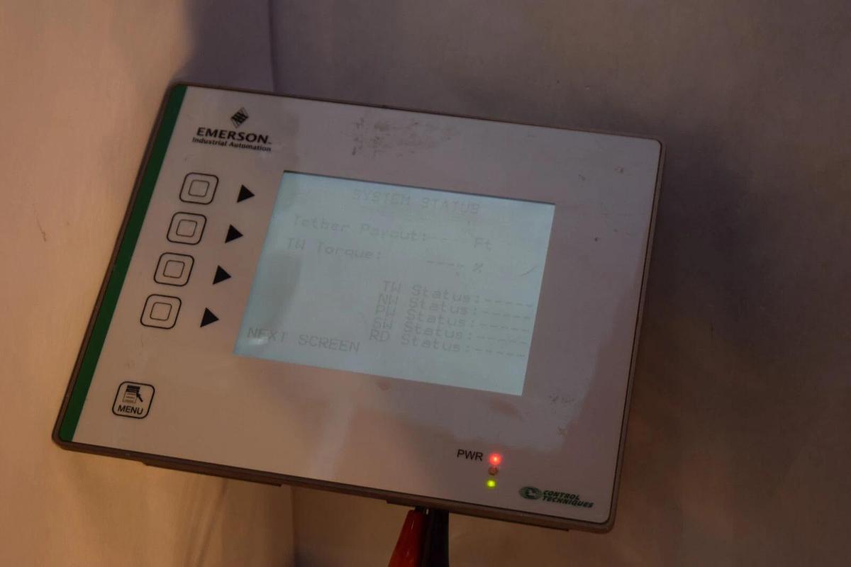 Used EMERSON  / RED LION G306MS00 6" Operator Interface USA *Read: Lines on Screen*