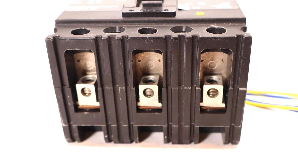 Square D Circuit Breaker 30A FH 30A FH30A FHL360301352 30 Amp 3P (New)