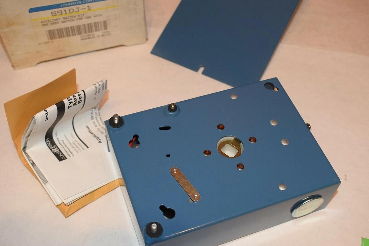 NEW JOHNSON CONTROLS S91DJ-1 S91DJ1 AUXILIARY SWITCH KIT