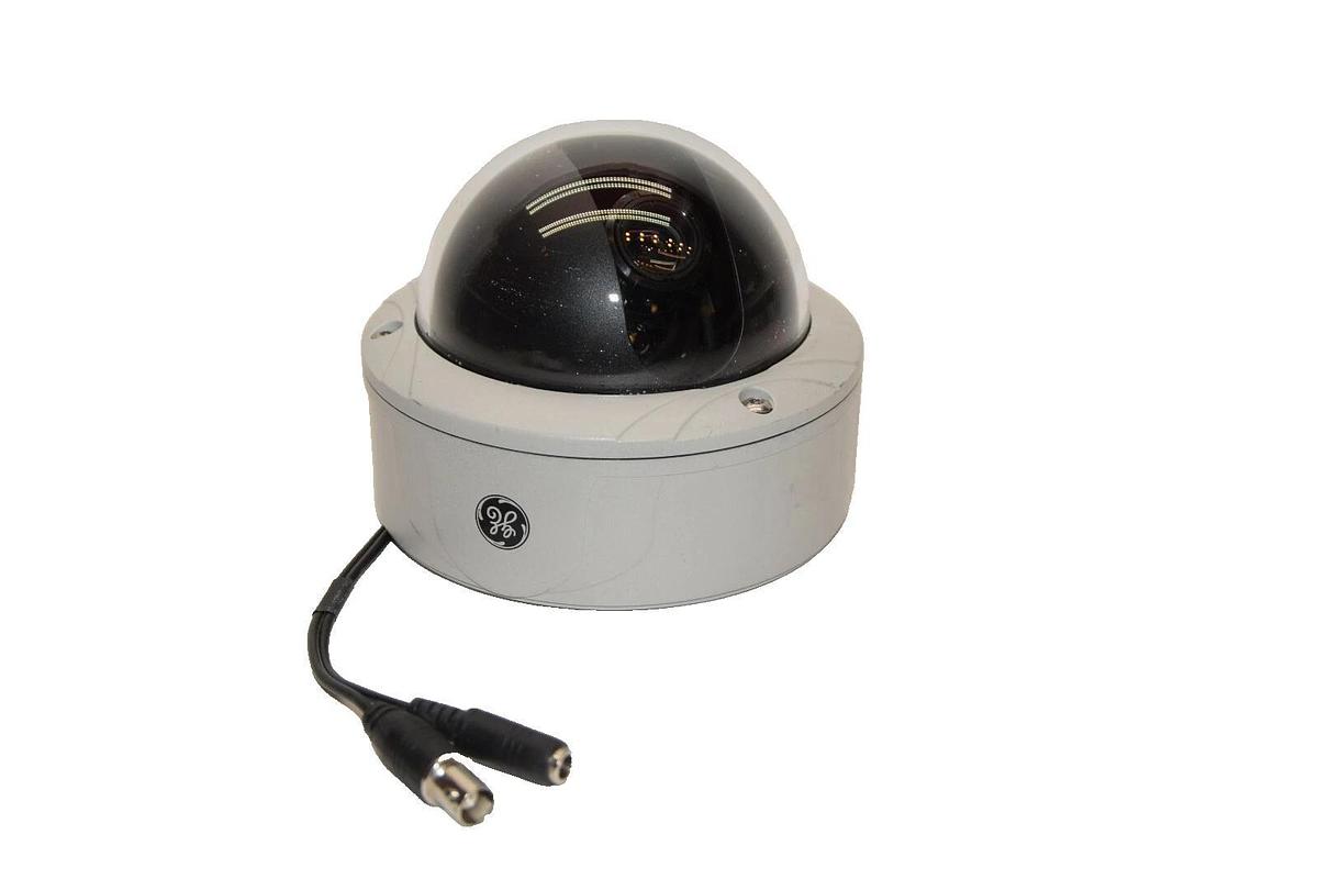 Used GE GENERAL ELECTRIC UVD-XP3DNR-VA9 1/3" Color 9-22mm Rugged Dome Camera