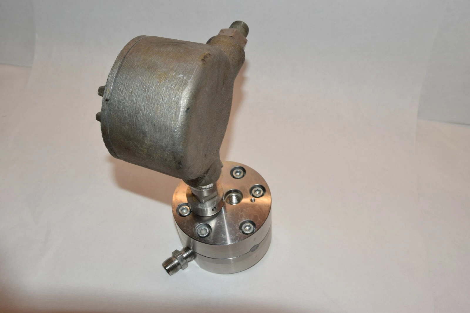 Used AW COMPANY Gear Flow Meter JVS-20KG-25 NPT Geared Flow Meter JVS-20KG-25-NPT
