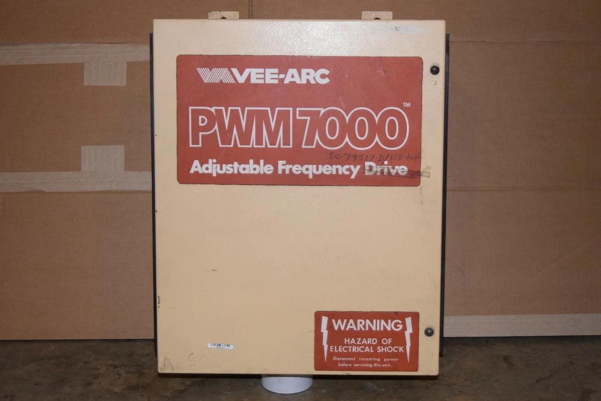 Used VEE-ARC PWM7000 8030U-A21 Adj. Freq Drive Motor Controller 3hp 3 hp 3.4kva 3Ph