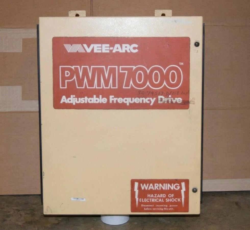 Used VEE-ARC PWM7000 8030U-A21 Adj. Freq Drive Motor Controller 3hp 3 hp 3.4kva 3Ph
