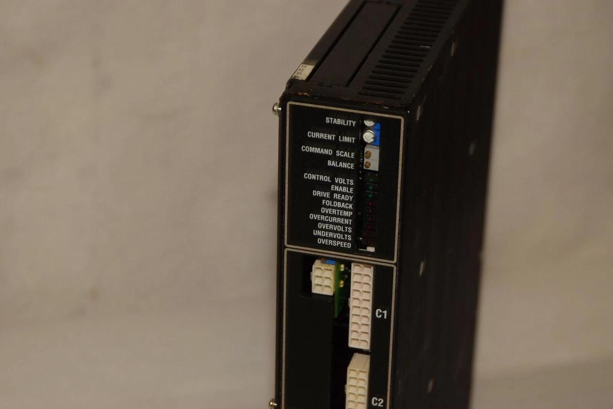 Used KOLLMORGEN Servo Drive BDS4A-103H-0015-105A21P Input 140Vdc Output 115Vac