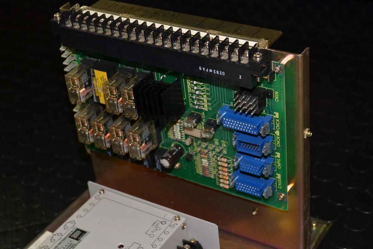 Used FANUC Purge Unit A05B-2047-C181 A05B2047C181 A05B 2047 C181