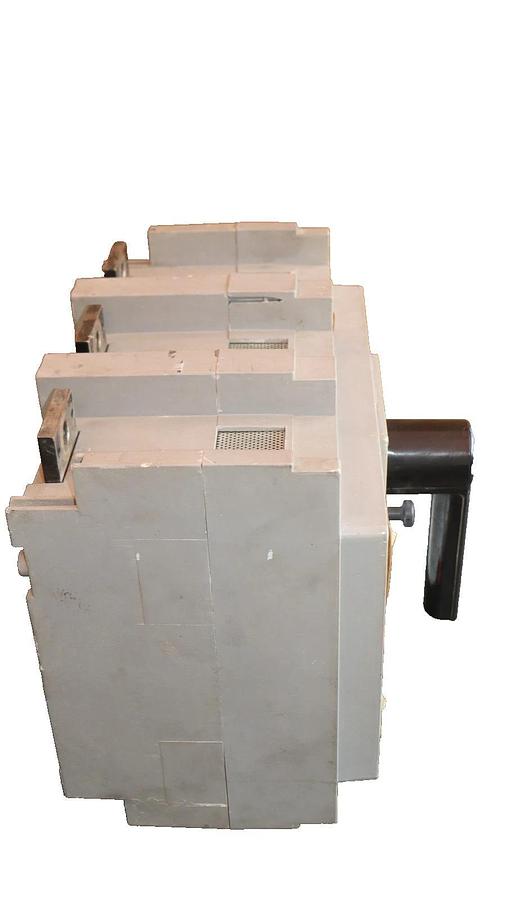 Refurbished GE General Electric Circuit Breaker Power Break 800A Amp TP84SSZ TR4S250