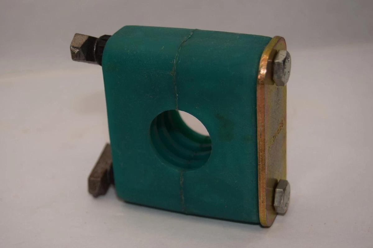 (NEW - Lot of 2) STAUFF Gr.5 Loop Clamp